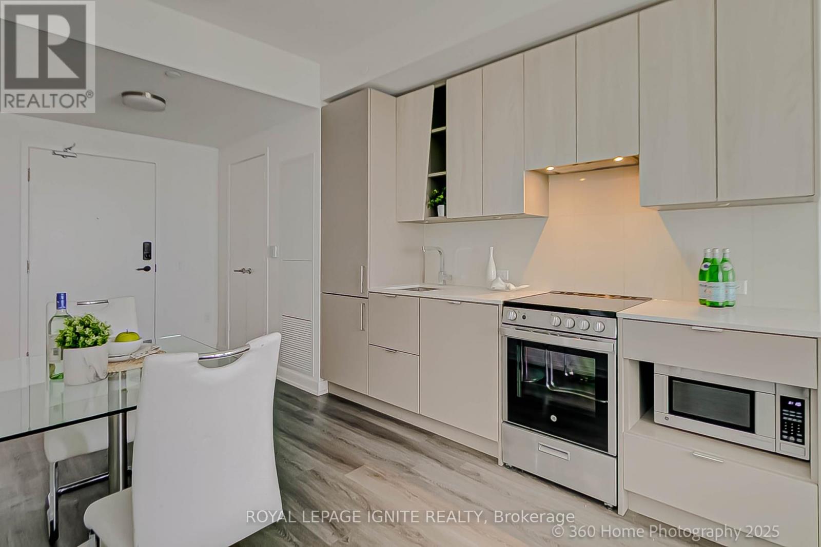 4010 - 3883 Quartz Road, Mississauga, Ontario  L5B 4M6 - Photo 8 - W12078922