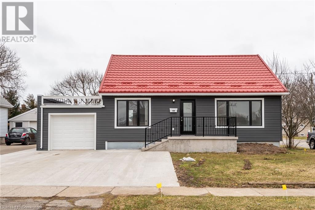 Property at 132 FRANKLIN Avenue image 2