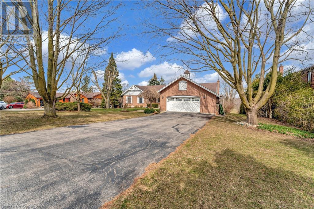 Property at 418 COUNTRY SQUIRE Road image 4