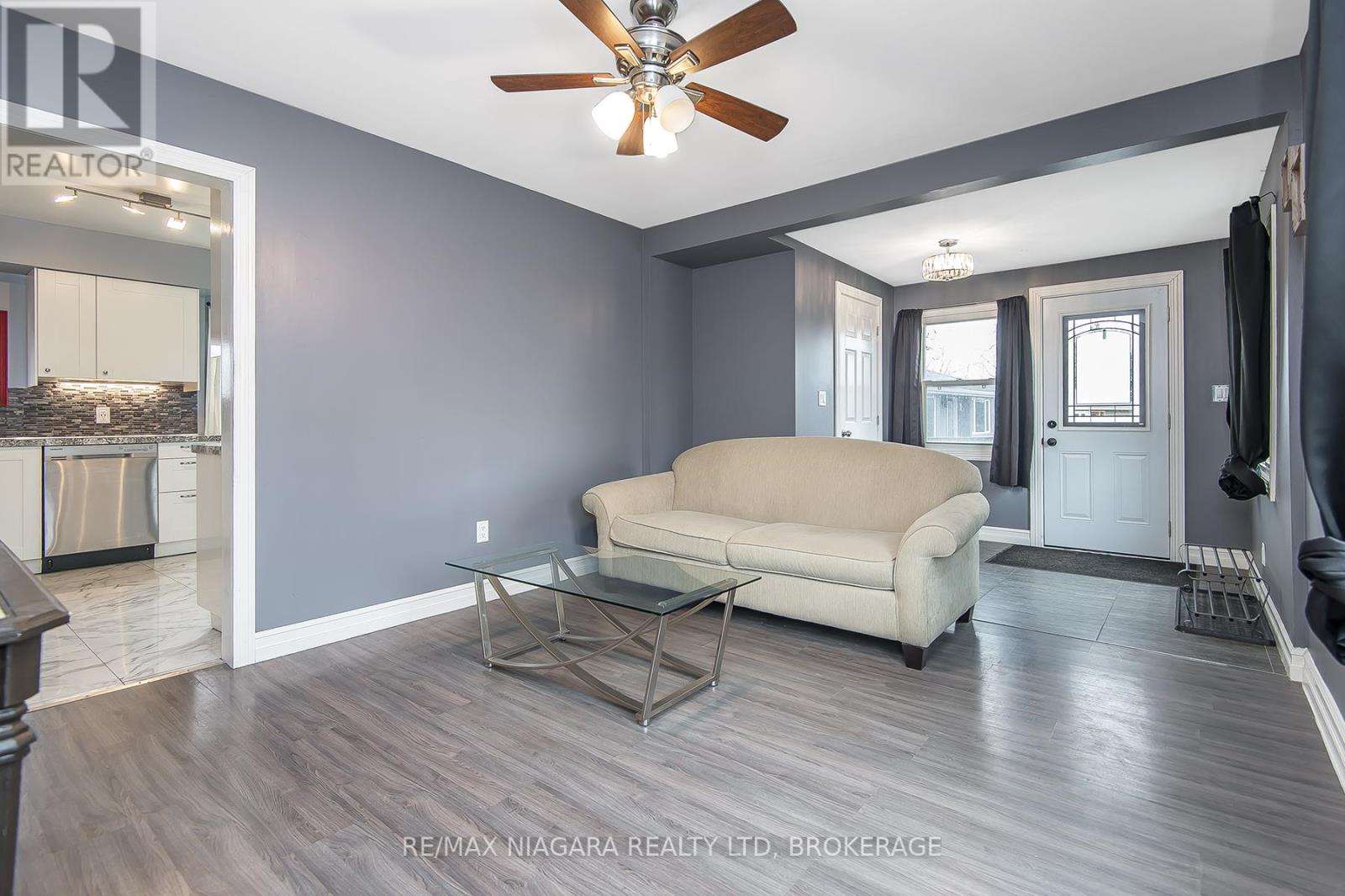 92 Hodgkins Avenue, Thorold, Ontario  L2V 1M1 - Photo 11 - X12078946