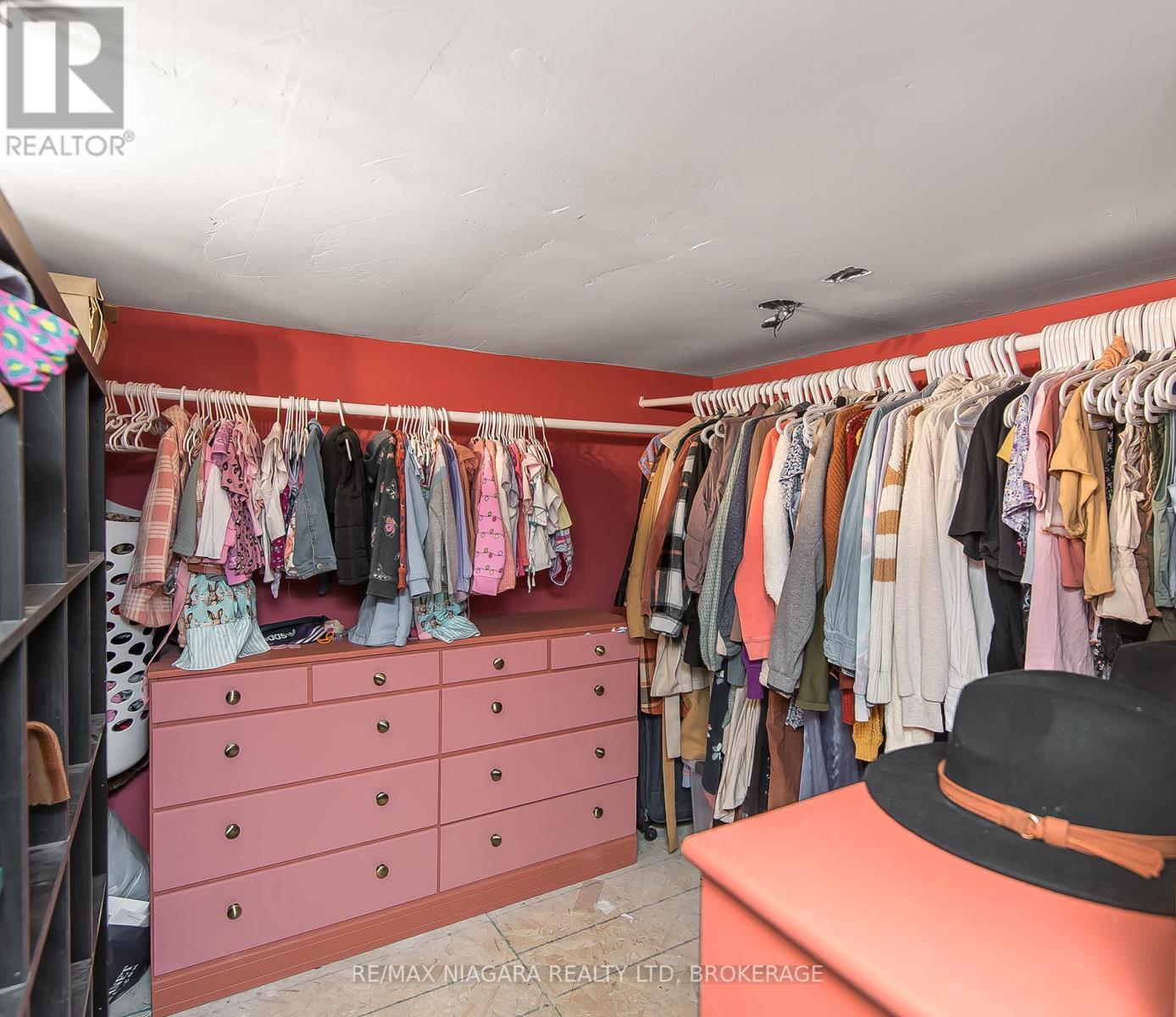92 Hodgkins Avenue, Thorold, Ontario  L2V 1M1 - Photo 36 - X12078946