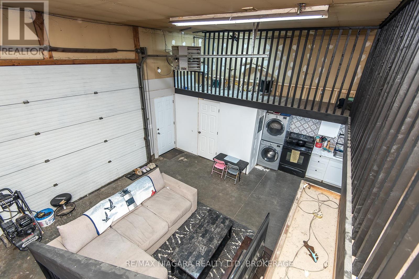 92 Hodgkins Avenue, Thorold, Ontario  L2V 1M1 - Photo 39 - X12078946