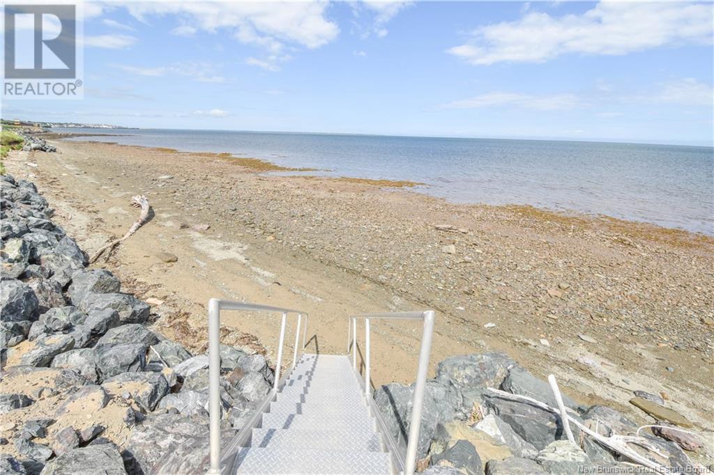 307 Rue De L'ile Street, Caraquet, New Brunswick  E1W 1B5 - Photo 44 - NB115863