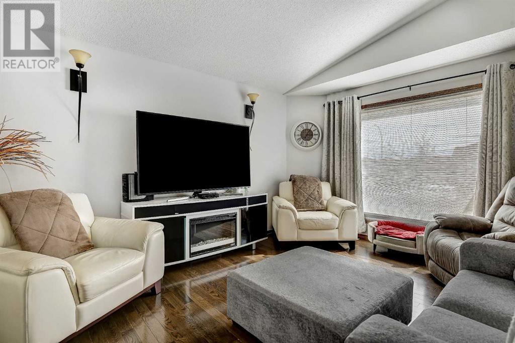 10334 123 Avenue, Grande Prairie, Alberta  T8V 2L6 - Photo 3 - A2210858