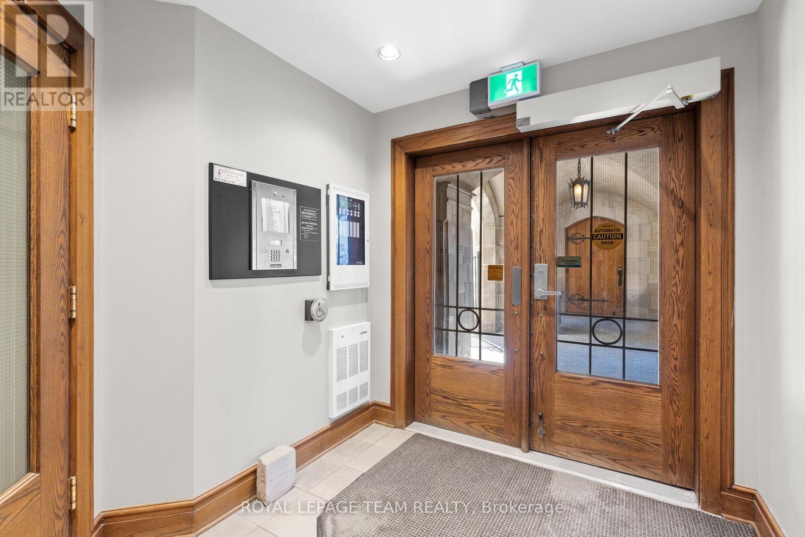 Property at 304 - 130 GLEBE AVENUE image 4