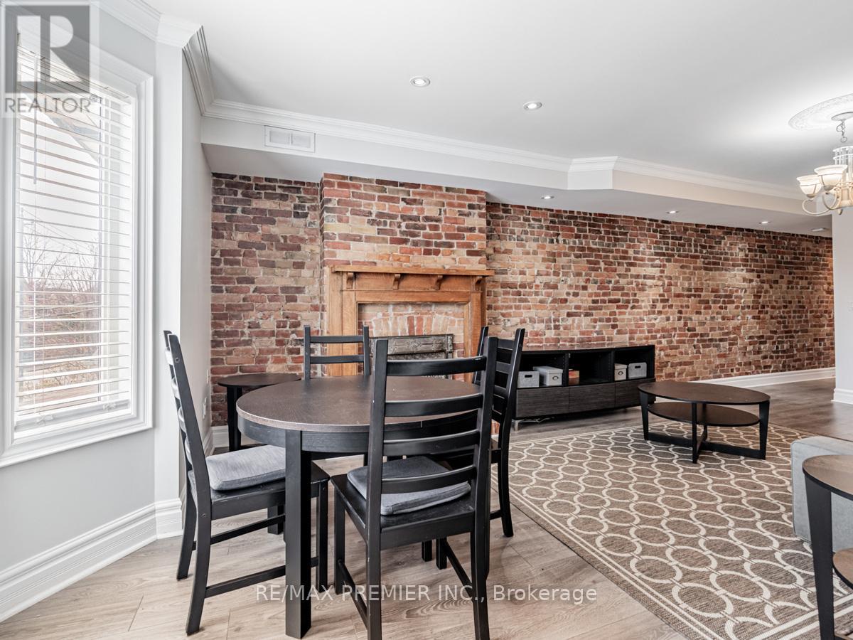 10 St Annes Road, Toronto, Ontario  M6J 2C1 - Photo 16 - C12078992