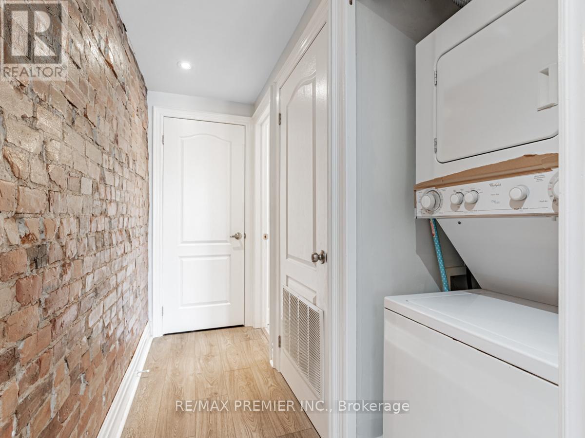 10 St Annes Road, Toronto, Ontario  M6J 2C1 - Photo 18 - C12078992