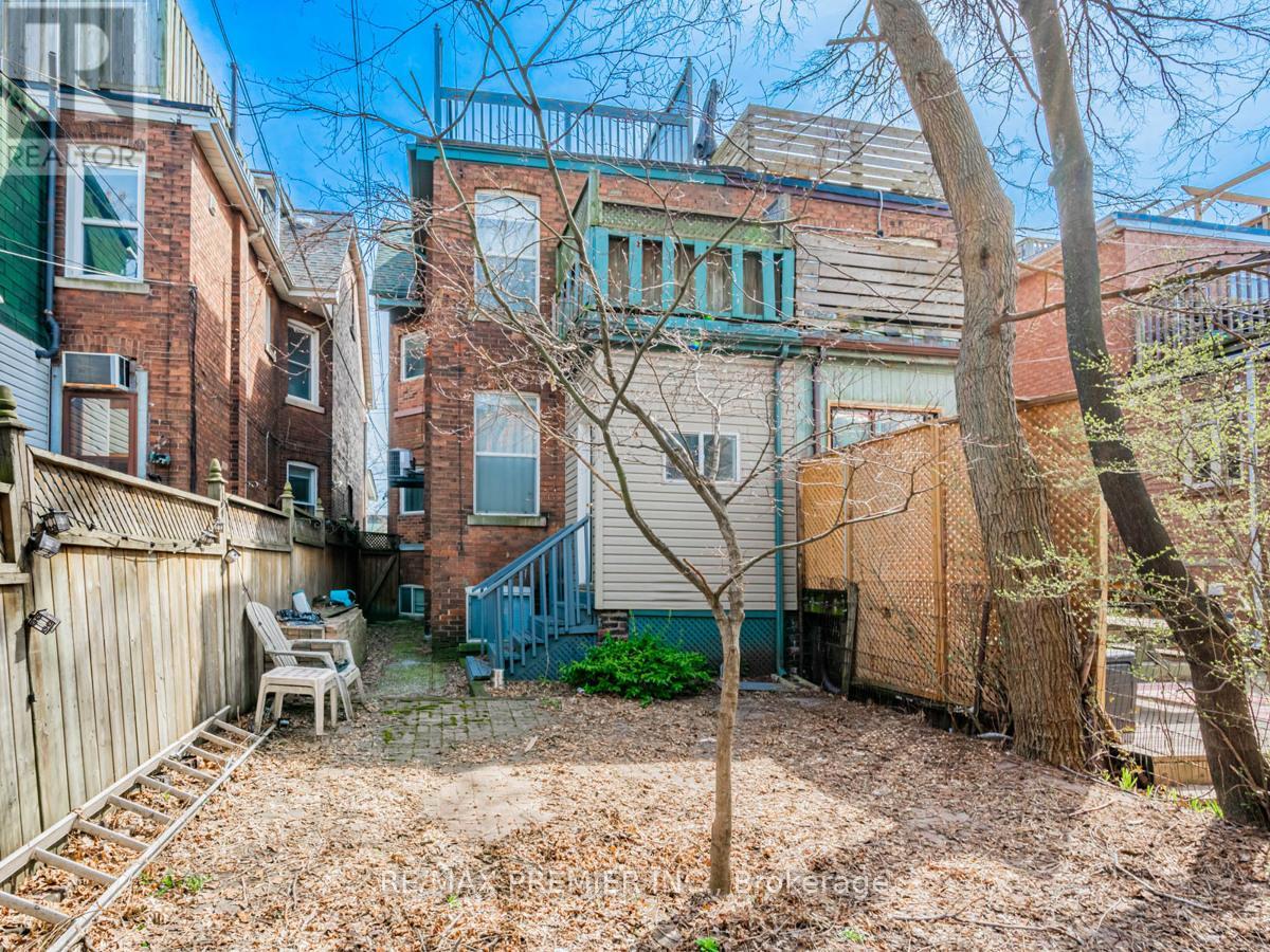 10 St Annes Road, Toronto, Ontario  M6J 2C1 - Photo 32 - C12078992
