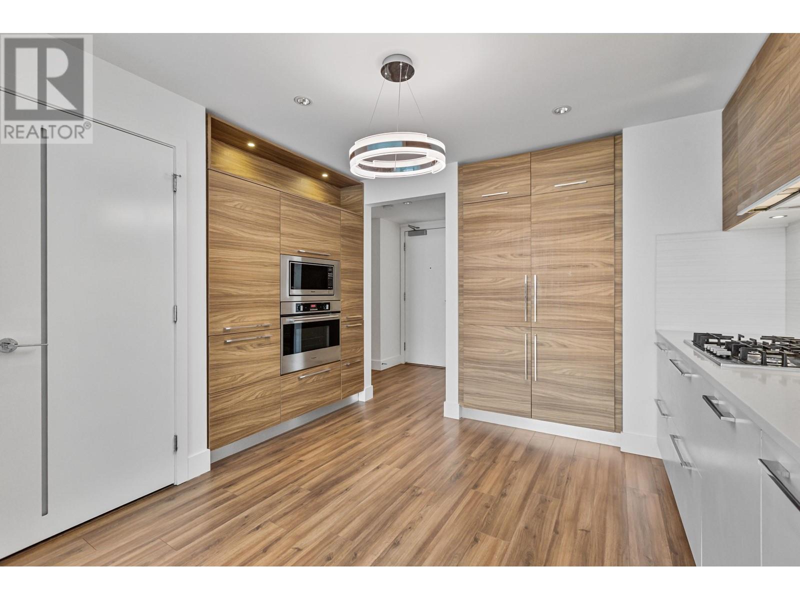 2303 7303 Noble Lane, Burnaby, British Columbia  V3N 0H2 - Photo 9 - R2989461