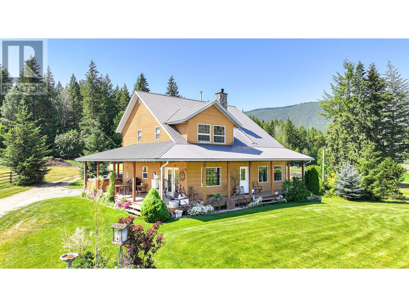 2990 50 Street NW, Salmon Arm, British Columbia