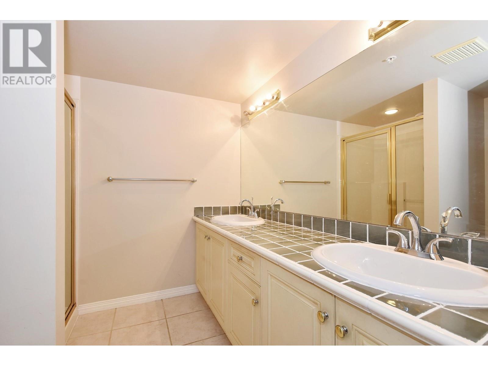 302 5657 Hampton Place, Vancouver, British Columbia  V6T 2H4 - Photo 9 - R2989326