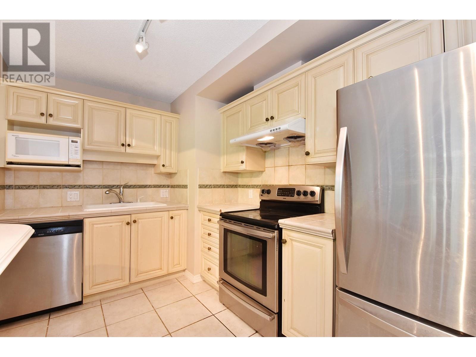 302 5657 Hampton Place, Vancouver, British Columbia  V6T 2H4 - Photo 7 - R2989326
