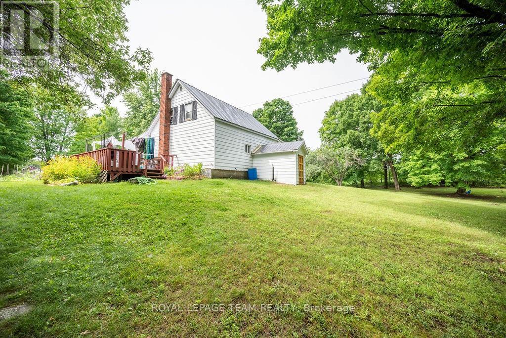 1448 Perrault Road, Bonnechere Valley, Ontario  K0J 1T0 - Photo 10 - X12079042