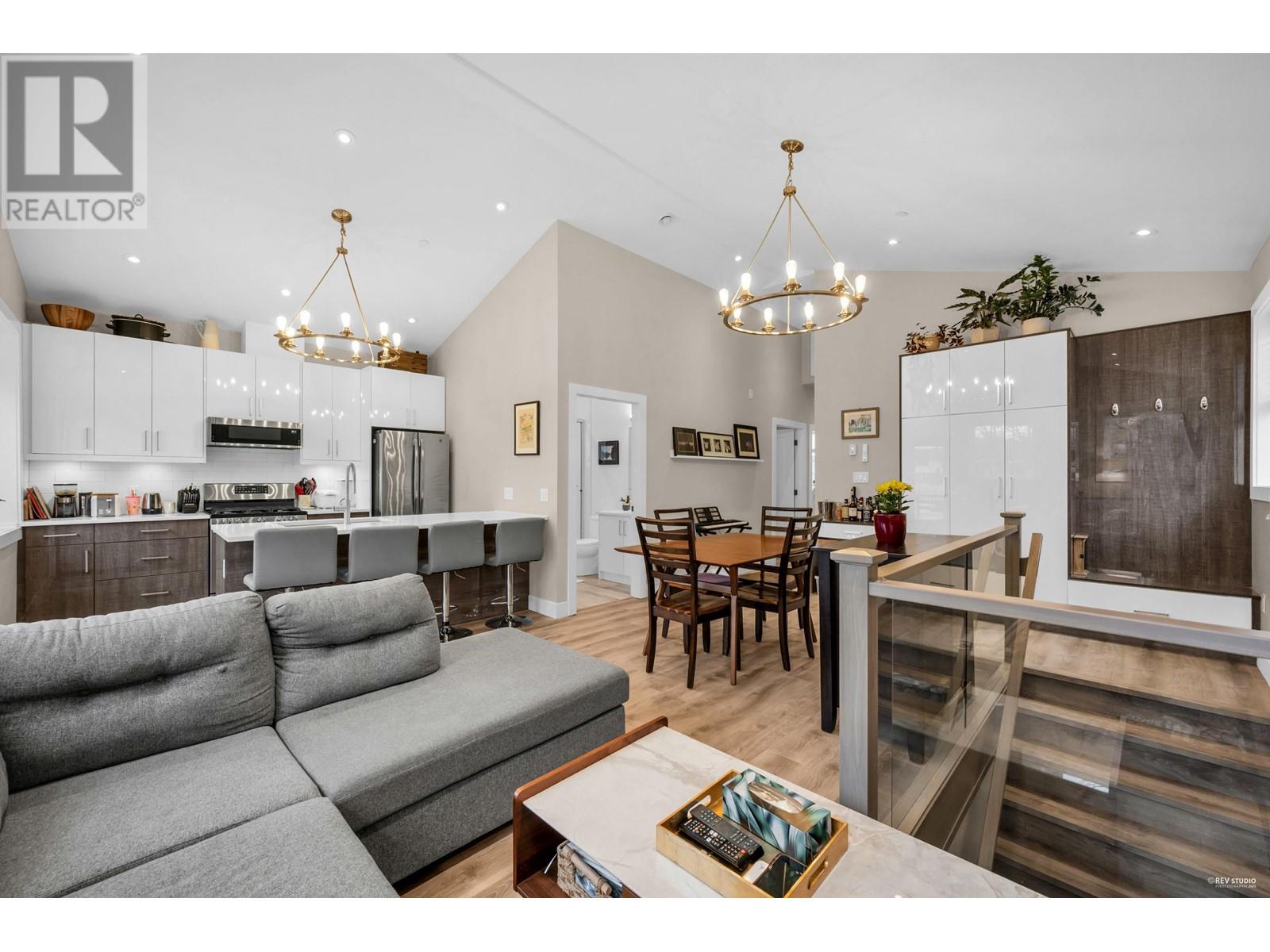 2745 Duke Street, Vancouver, British Columbia  V5R 4S8 - Photo 8 - R2987735