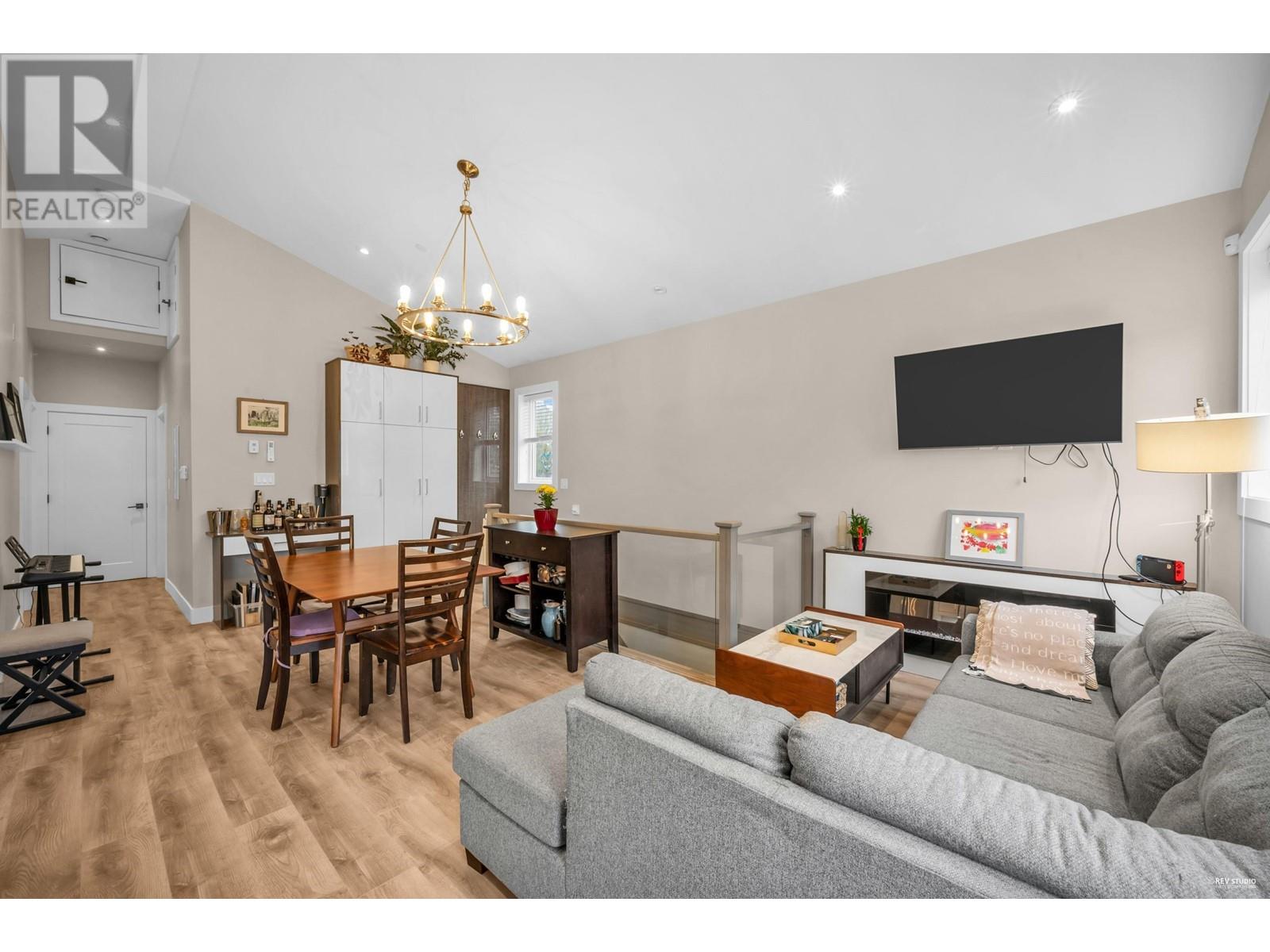2745 Duke Street, Vancouver, British Columbia  V5R 4S8 - Photo 6 - R2987735