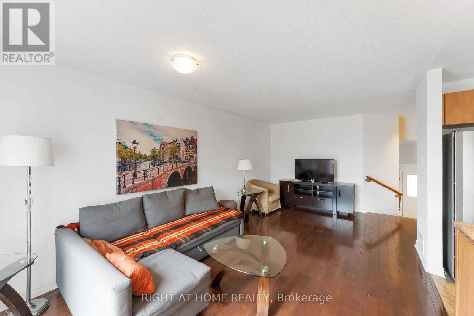 Property at 258 CATAMOUNT COURT image 5