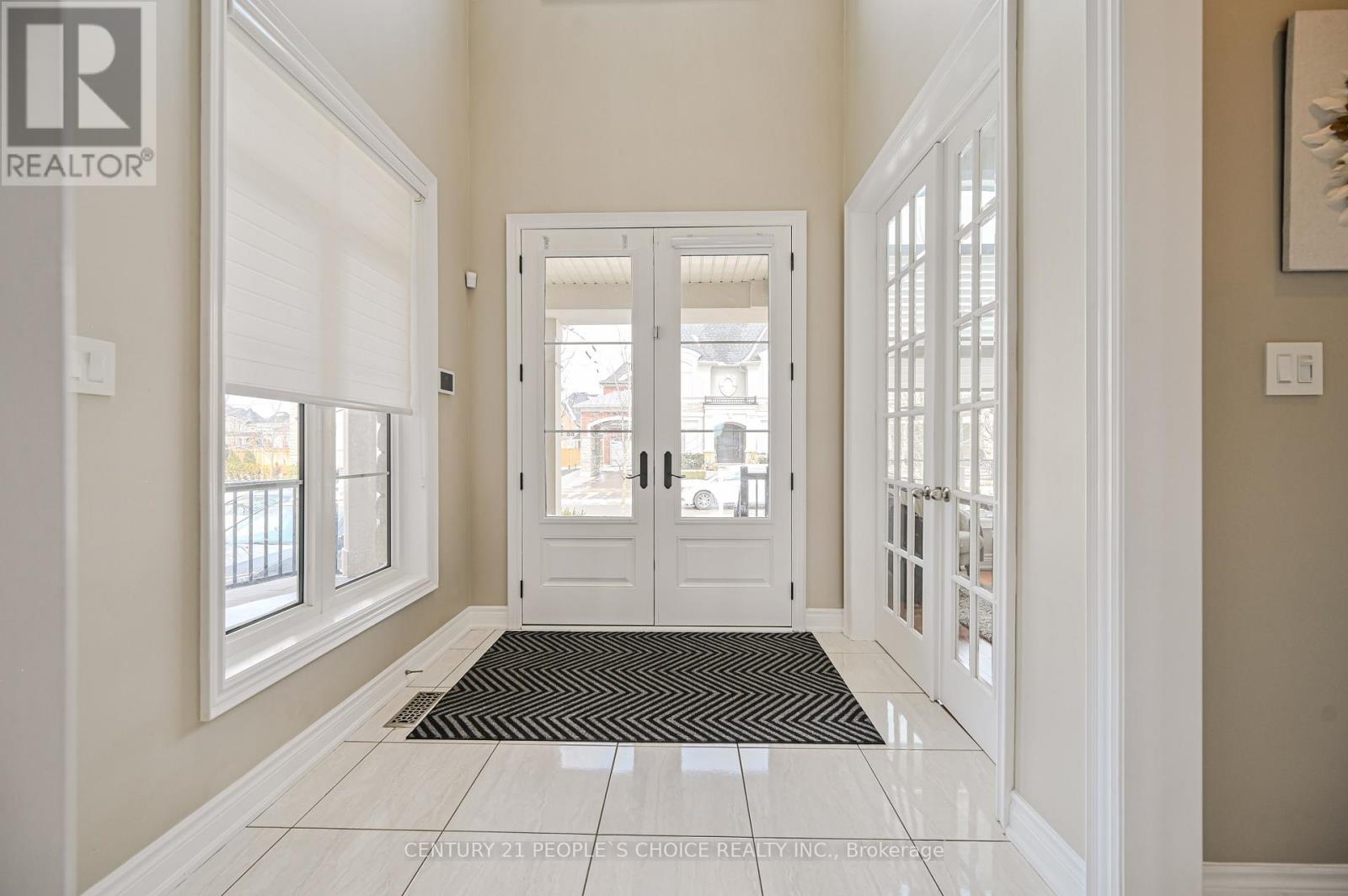 Property at 39 MUNSIE DRIVE image 4