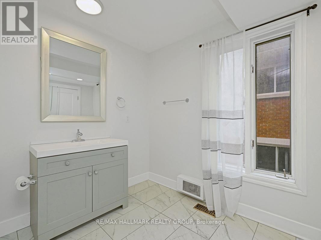 193 Gladu Street, Ottawa, Ontario  K1L 6N3 - Photo 17 - X12079072