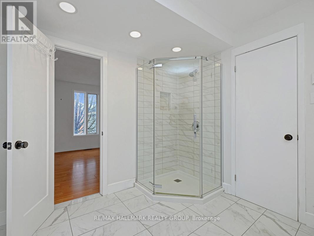 193 Gladu Street, Ottawa, Ontario  K1L 6N3 - Photo 18 - X12079072
