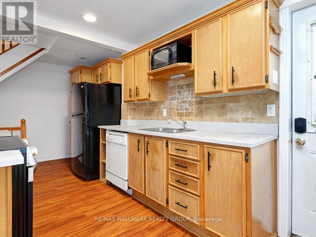 193 Gladu Street, Ottawa, Ontario  K1L 6N3 - Photo 6 - X12079072