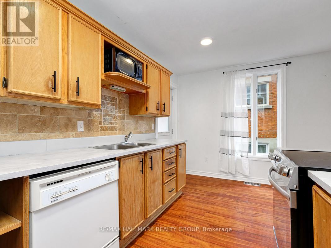 193 Gladu Street, Ottawa, Ontario  K1L 6N3 - Photo 9 - X12079072