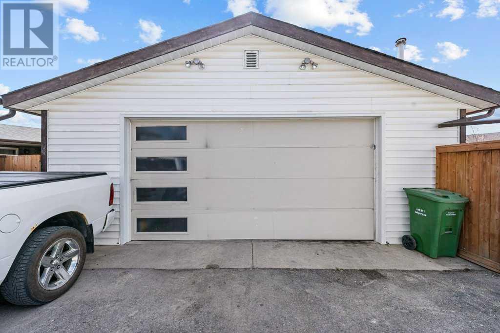 656 Malvern Drive Ne, Calgary, Alberta  T2A 5P5 - Photo 38 - A2209939