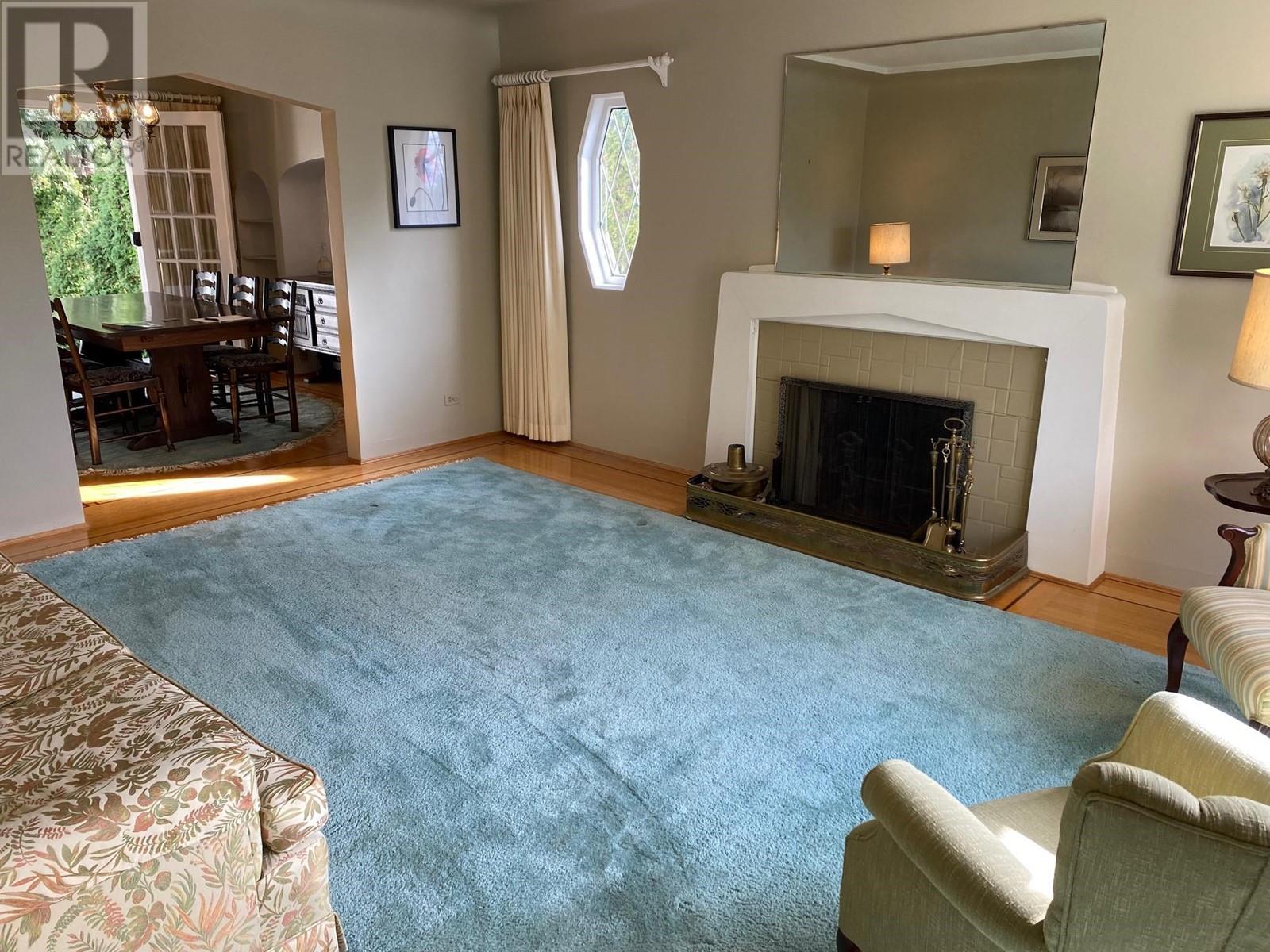 Listing Picture 2 of 6 : 5070 BLENHEIM STREET, Vancouver / 溫哥華 - 魯藝地產 Yvonne Lu Group - MLS Medallion Club Member