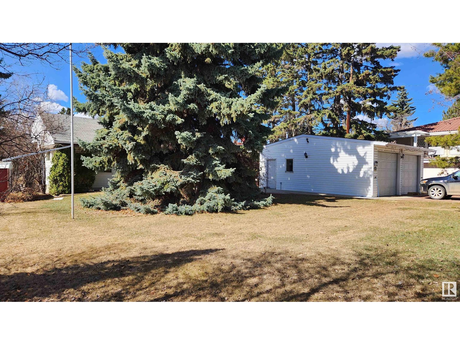 Property at 4803 ADA BV NW image 5