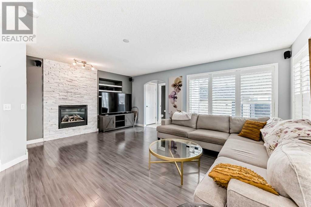 Property at 7915 Wentworth Drive SW image 4