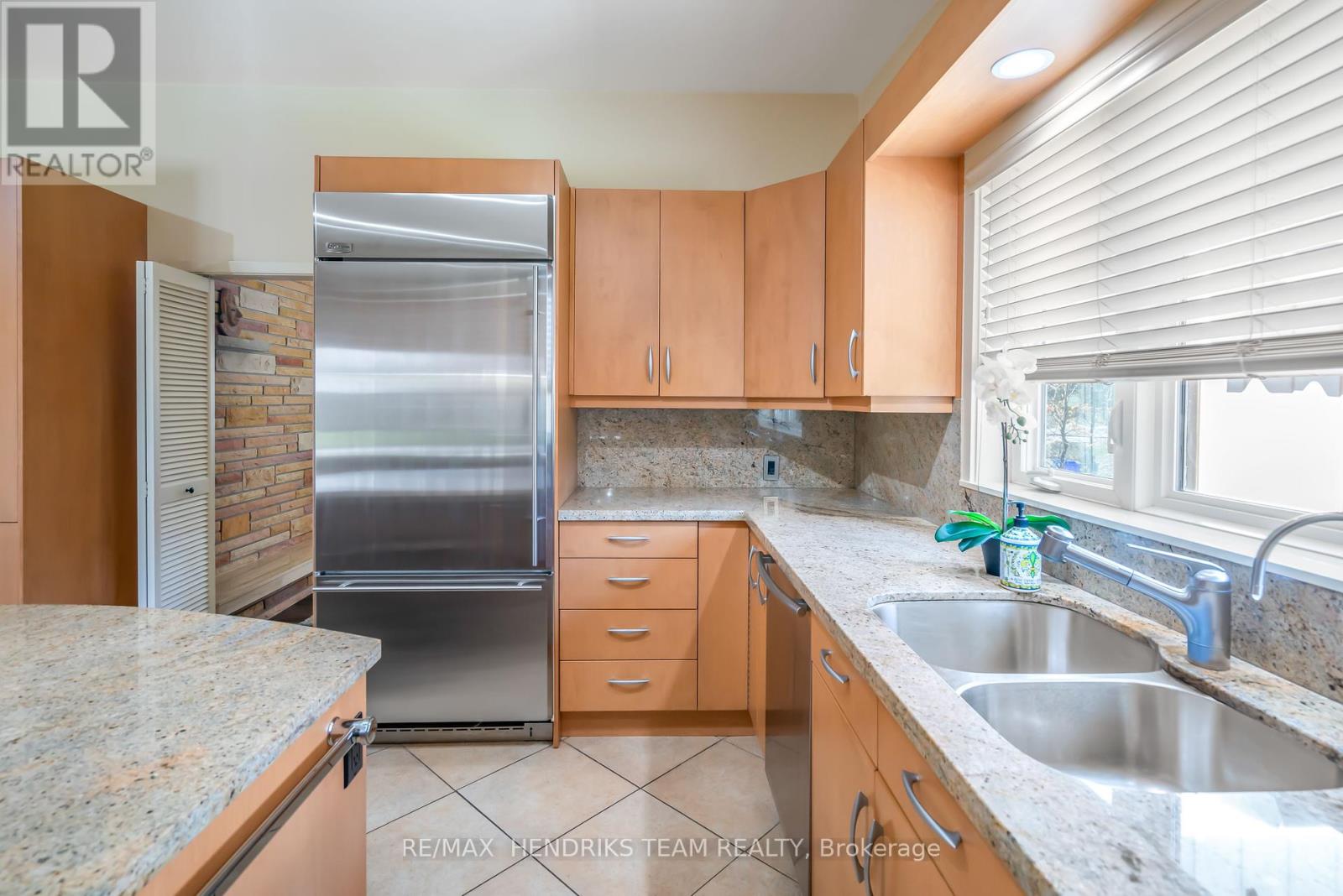 13 Jasmin Crescent, St. Catharines, Ontario  L2T 2B9 - Photo 16 - X12079076