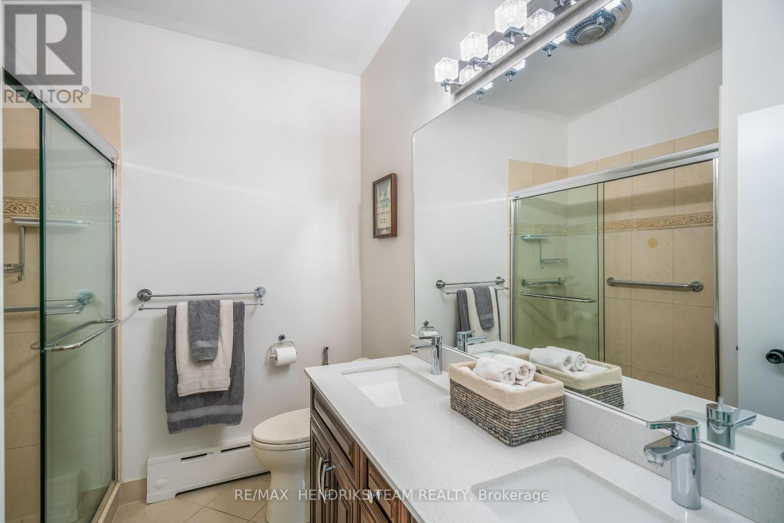 13 Jasmin Crescent, St. Catharines, Ontario  L2T 2B9 - Photo 27 - X12079076