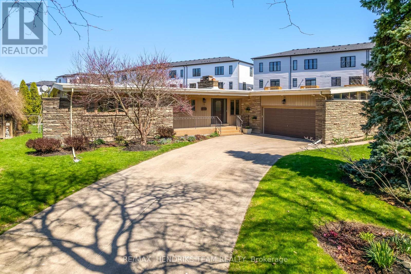 13 Jasmin Crescent, St. Catharines, Ontario  L2T 2B9 - Photo 37 - X12079076