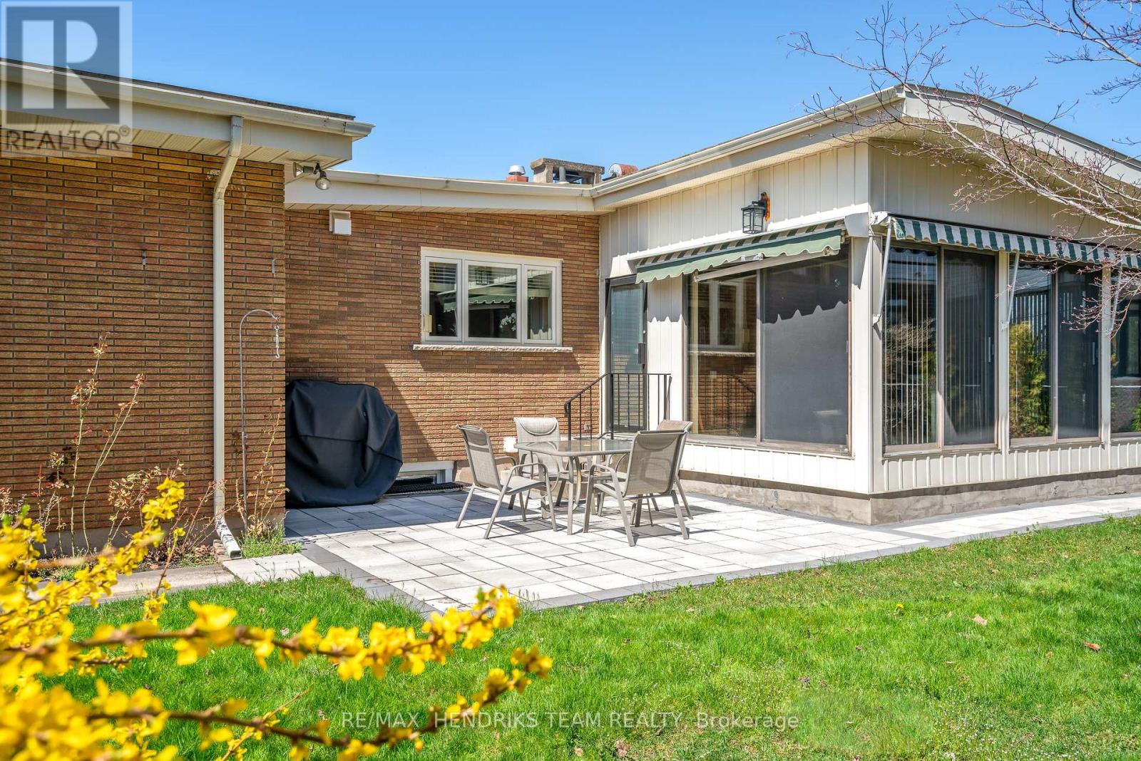 13 Jasmin Crescent, St. Catharines, Ontario  L2T 2B9 - Photo 40 - X12079076