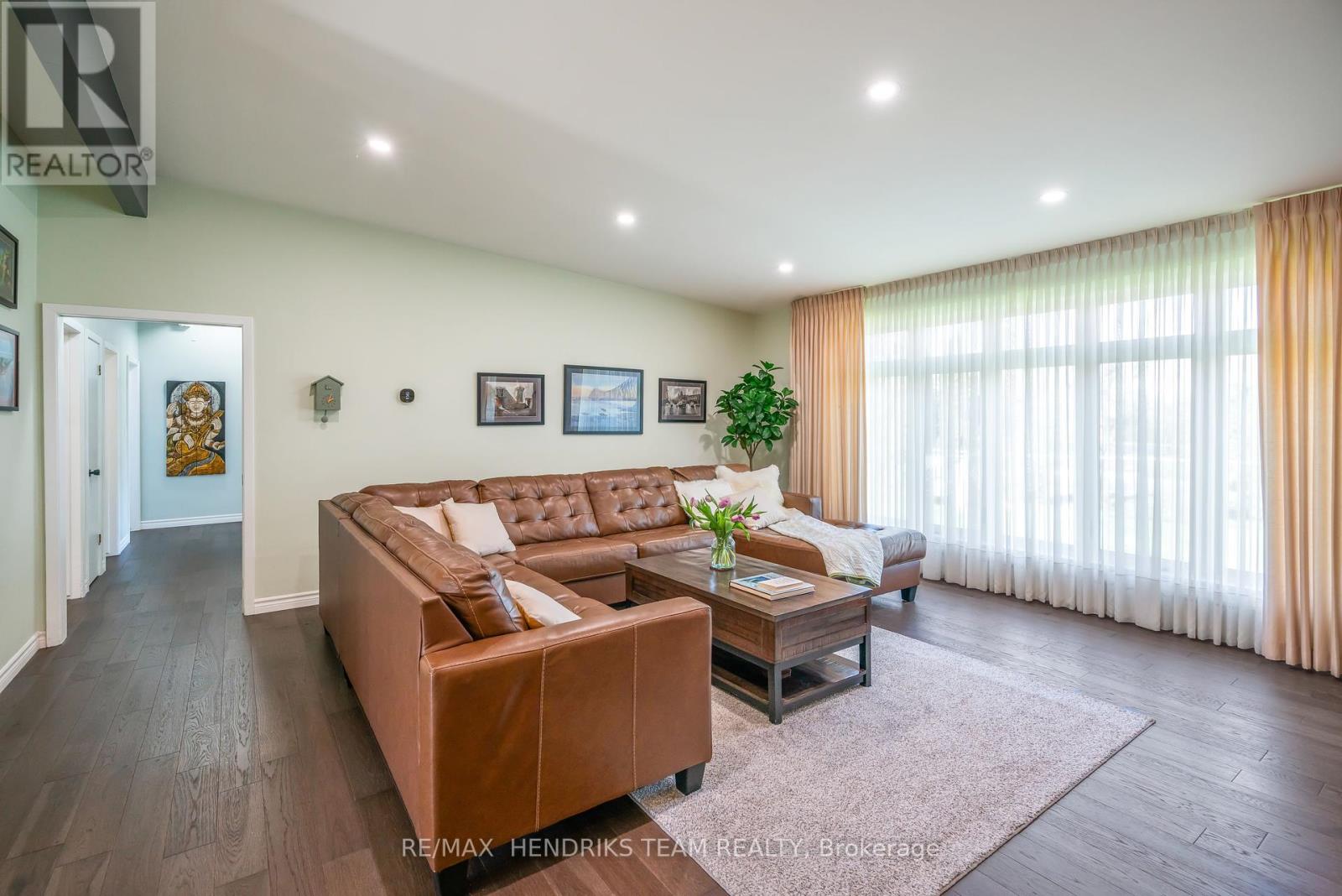 13 Jasmin Crescent, St. Catharines, Ontario  L2T 2B9 - Photo 9 - X12079076
