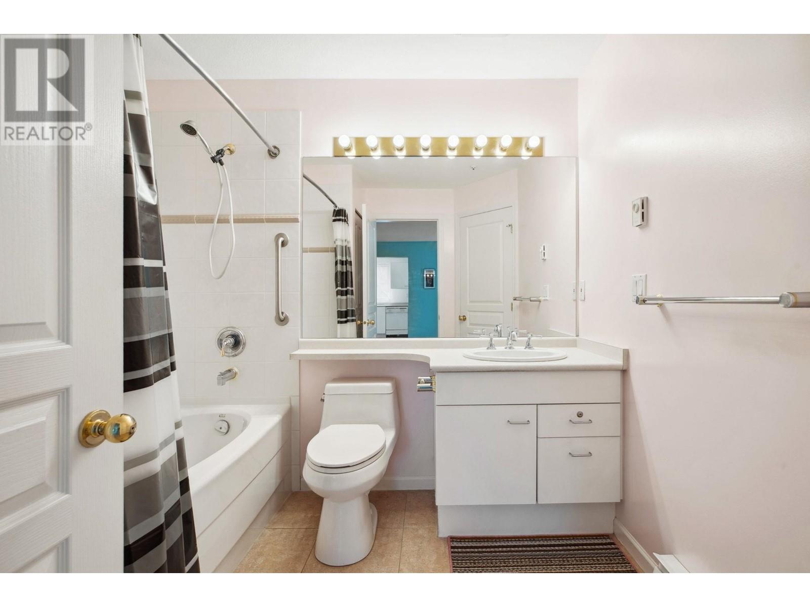 426 1252 Town Centre Boulevard, Coquitlam, British Columbia  V3B 7R7 - Photo 21 - R2989618