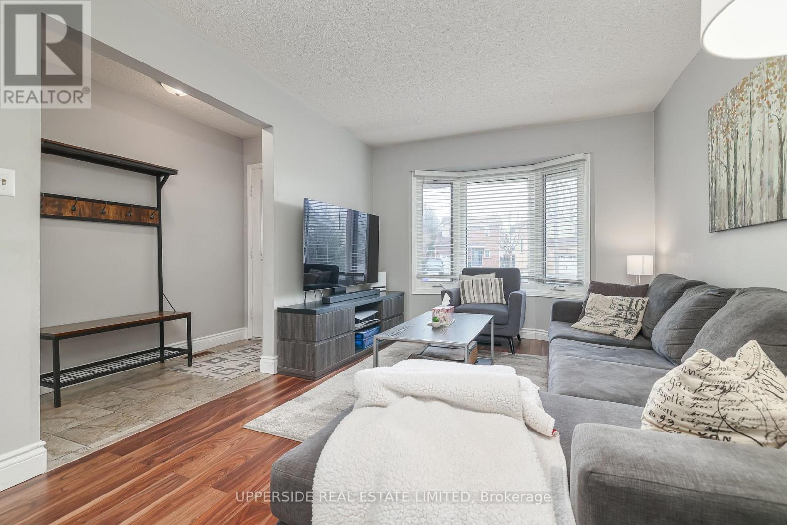 69 Janedale Crescent, Whitby, Ontario  L1N 6Z5 - Photo 5 - E12079073