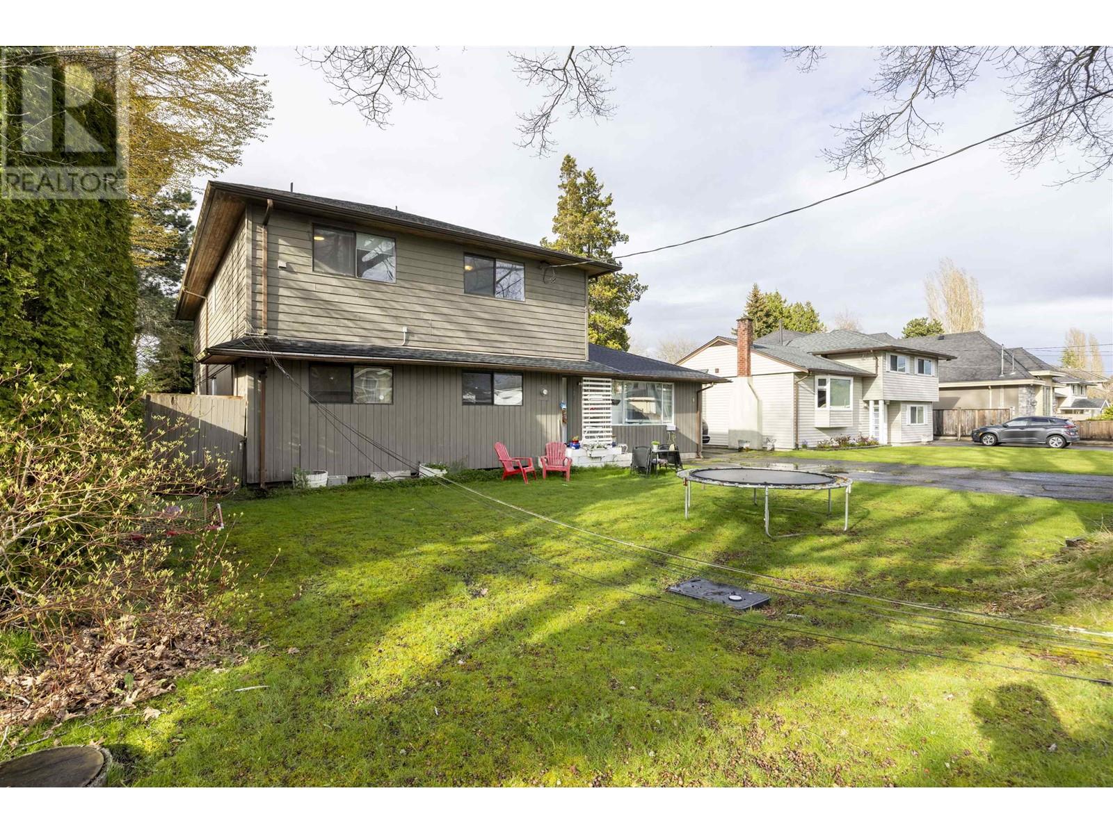 Property at 3371 TRUMOND AVENUE image 1