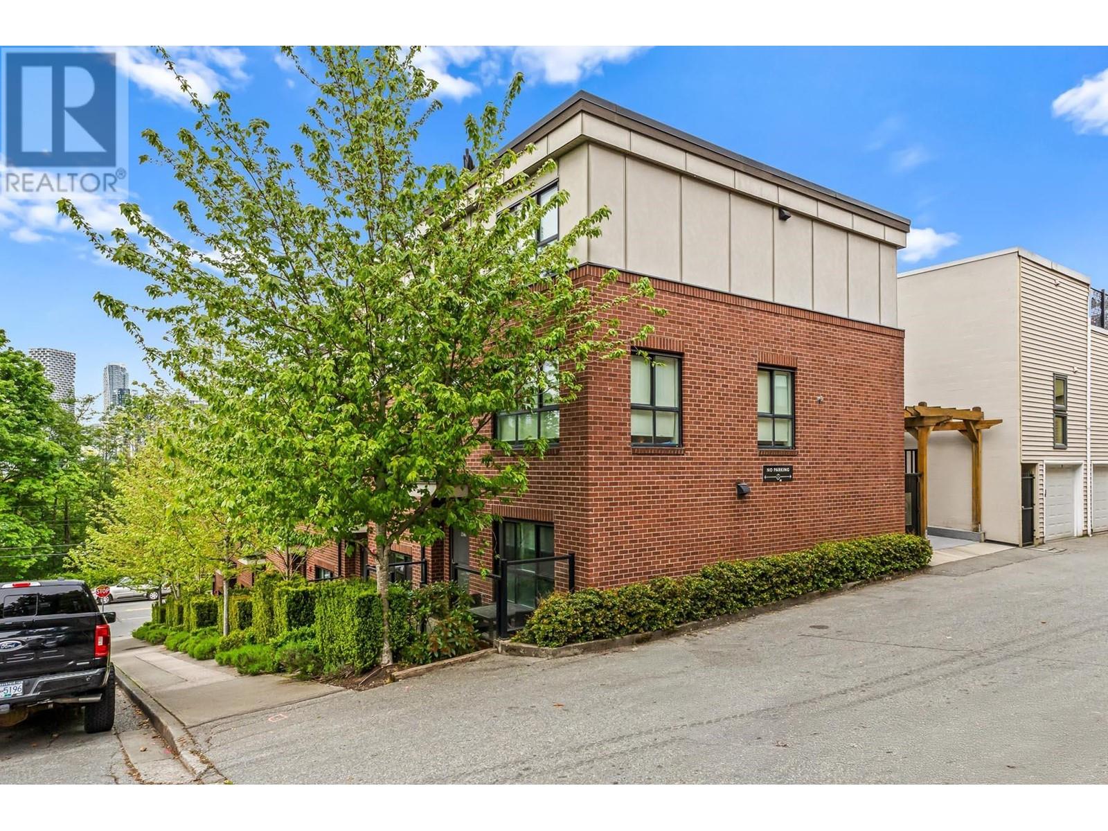 2238 Alder Street, Vancouver, British Columbia  V6H 2R9 - Photo 3 - R2989384