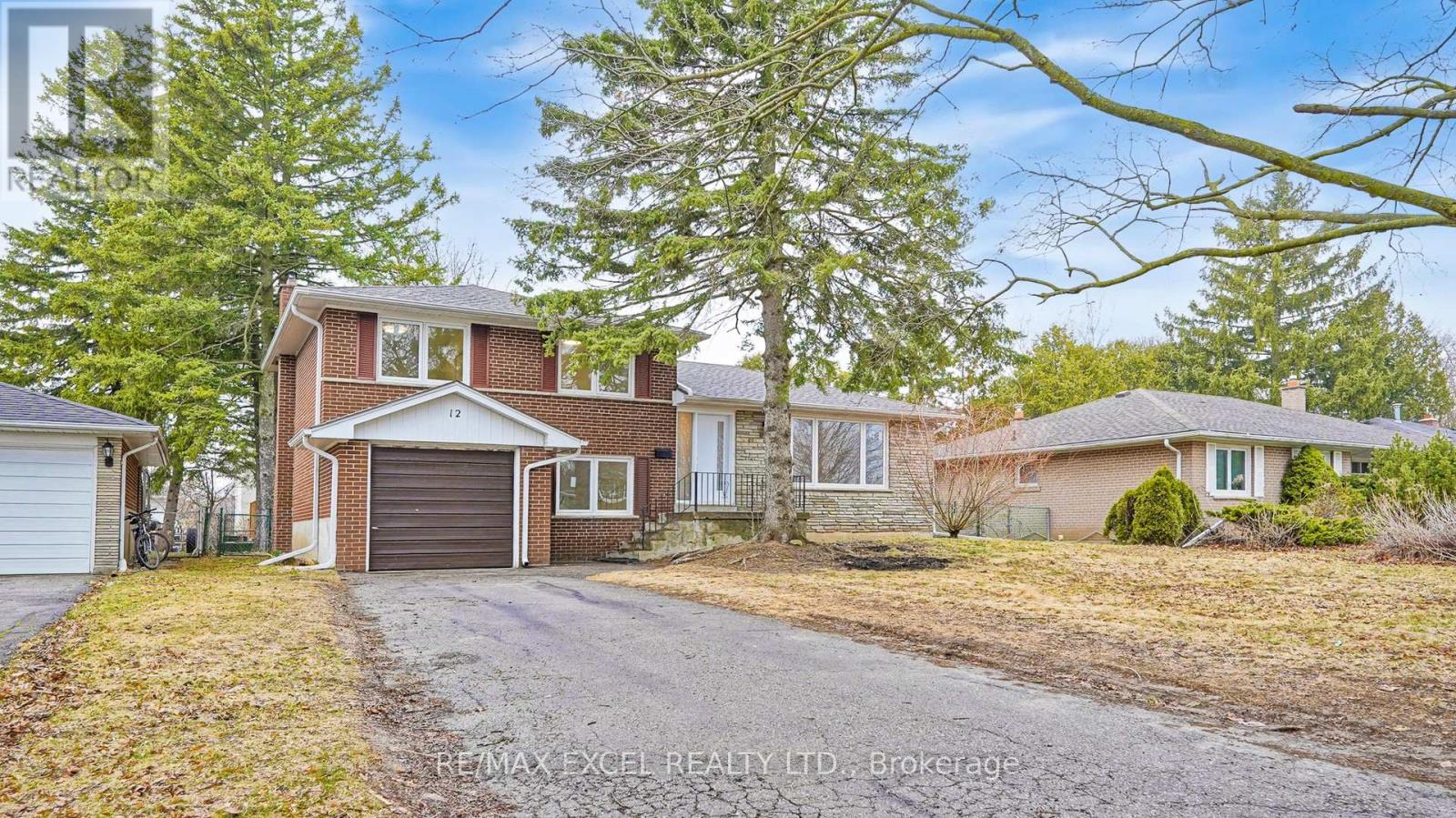 Property at 12 LAKEVISTA AVENUE image 1