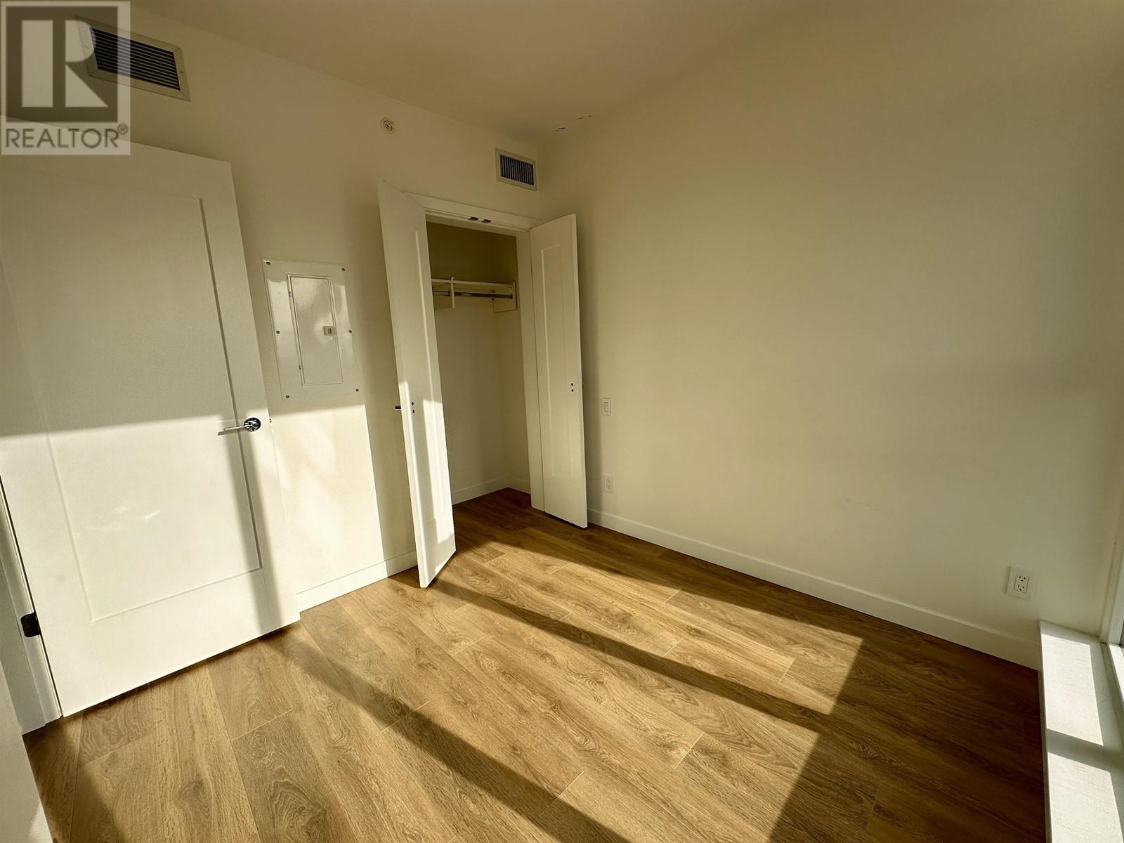 906 1045 Austin Avenue, Coquitlam, British Columbia  V3K 0G9 - Photo 9 - R2989135