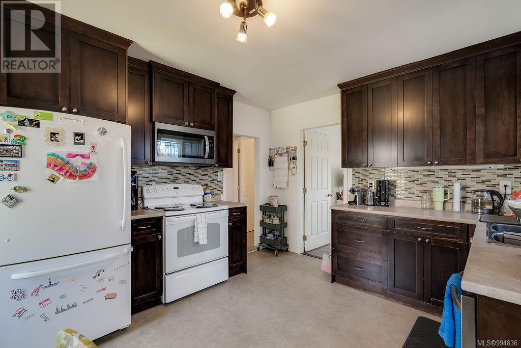 Property at 3222 Millgrove St image 5