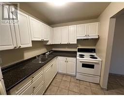 9 Sarah CRESCENT Unit# 303, Chatham, Ontario