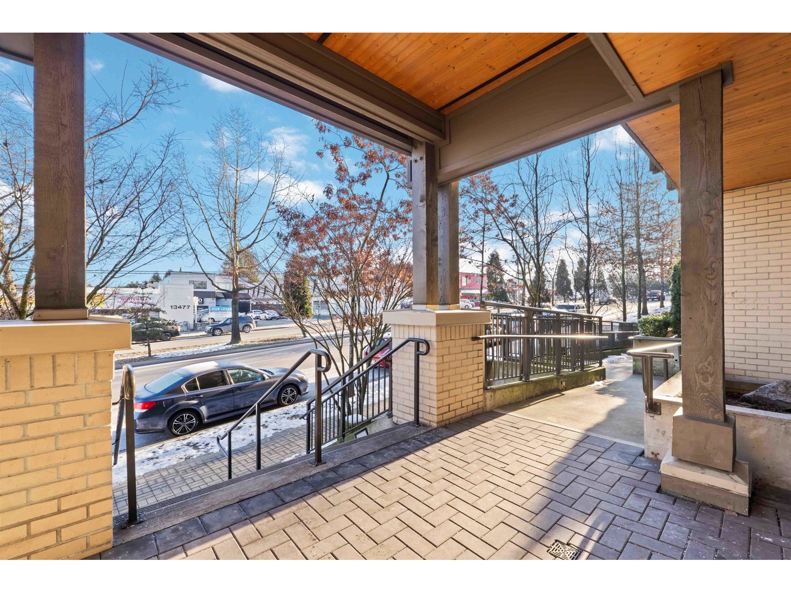 111 13468 King George Boulevard, Surrey, British Columbia  V3T 0H5 - Photo 4 - R2989563