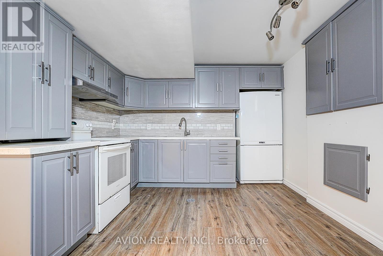 Property at 3171 GOLDEN ORCHARD DRIVE image 5