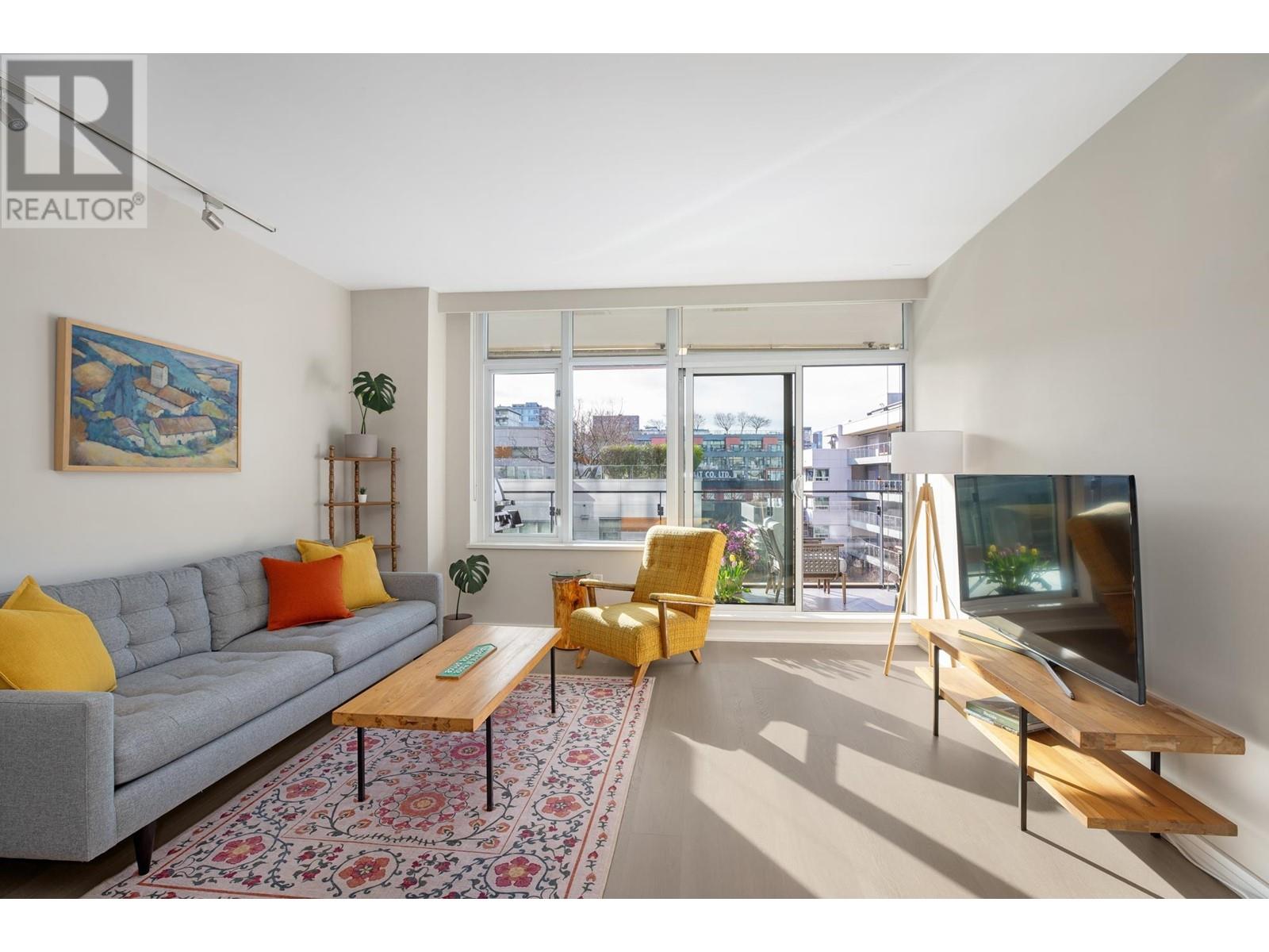 612 1661 Ontario Street, Vancouver, British Columbia  V5Y 0C3 - Photo 4 - R2989652