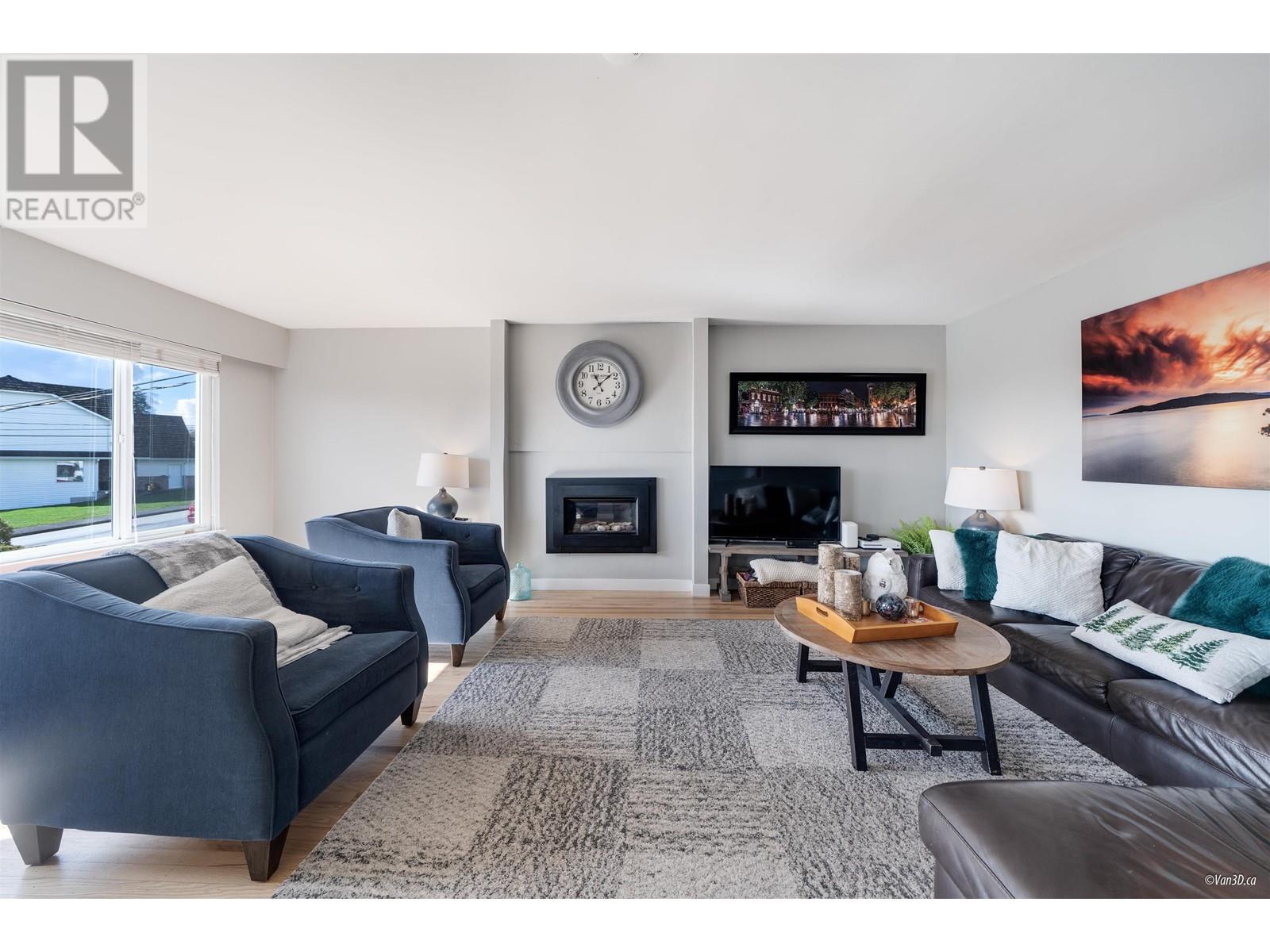 2279 Lorraine Avenue, Coquitlam, British Columbia  V3K 2M8 - Photo 4 - R2989632