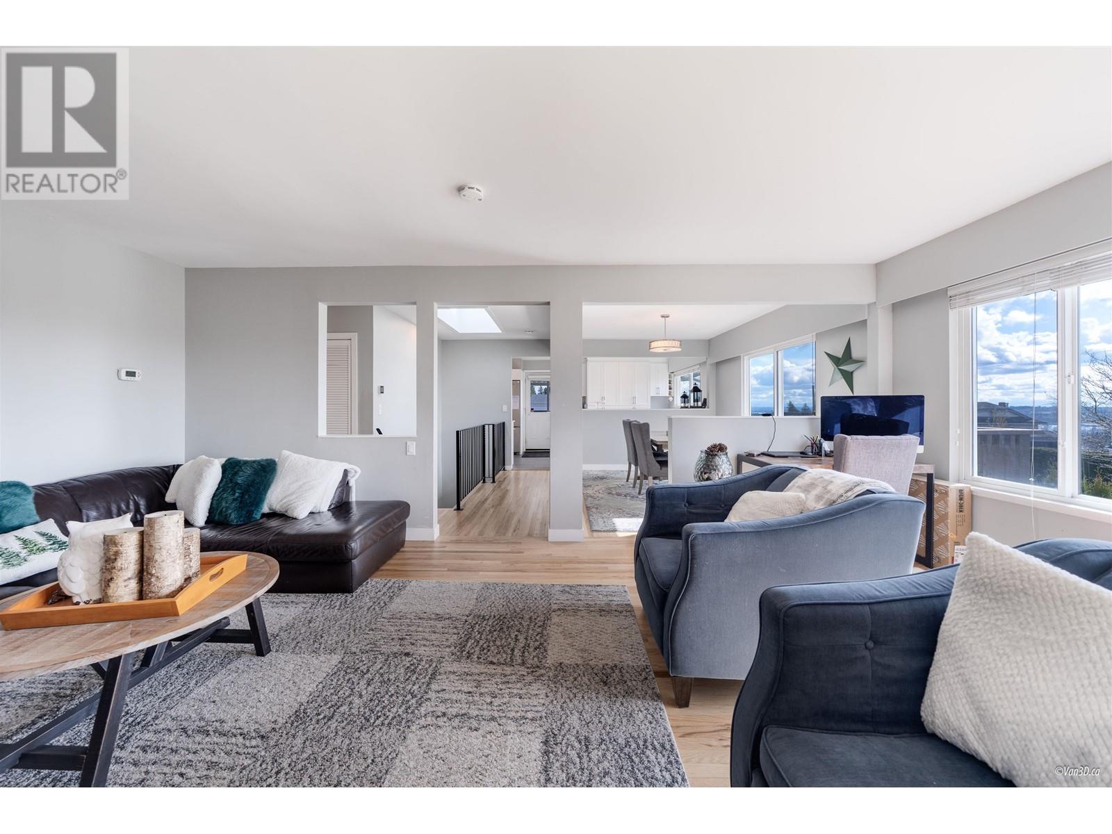 2279 Lorraine Avenue, Coquitlam, British Columbia  V3K 2M8 - Photo 5 - R2989632