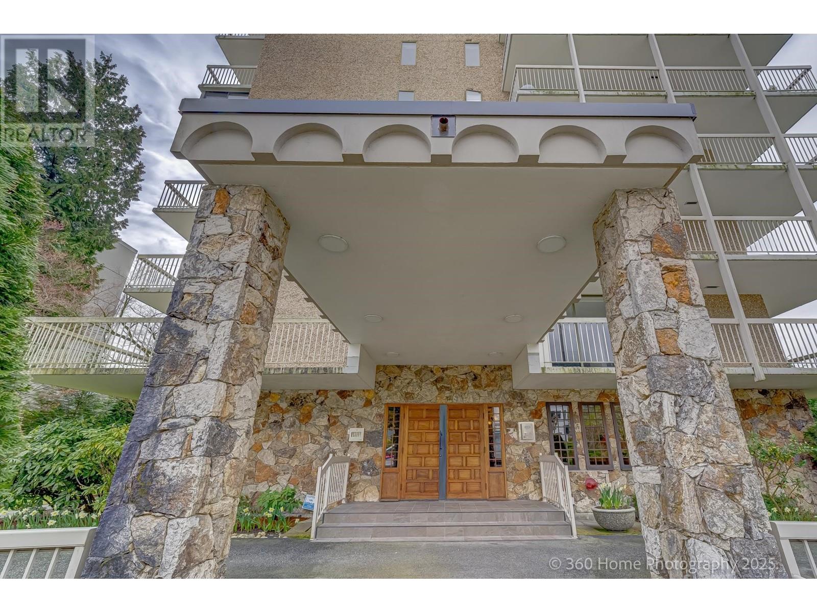 Property at 603 1390 DUCHESS AVENUE image 5