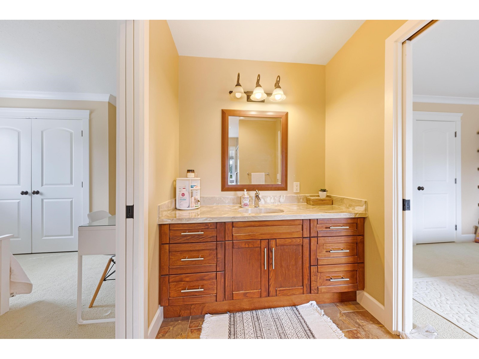 17038 Greenway Drive, Surrey, British Columbia  V4N 5C5 - Photo 7 - R2989471