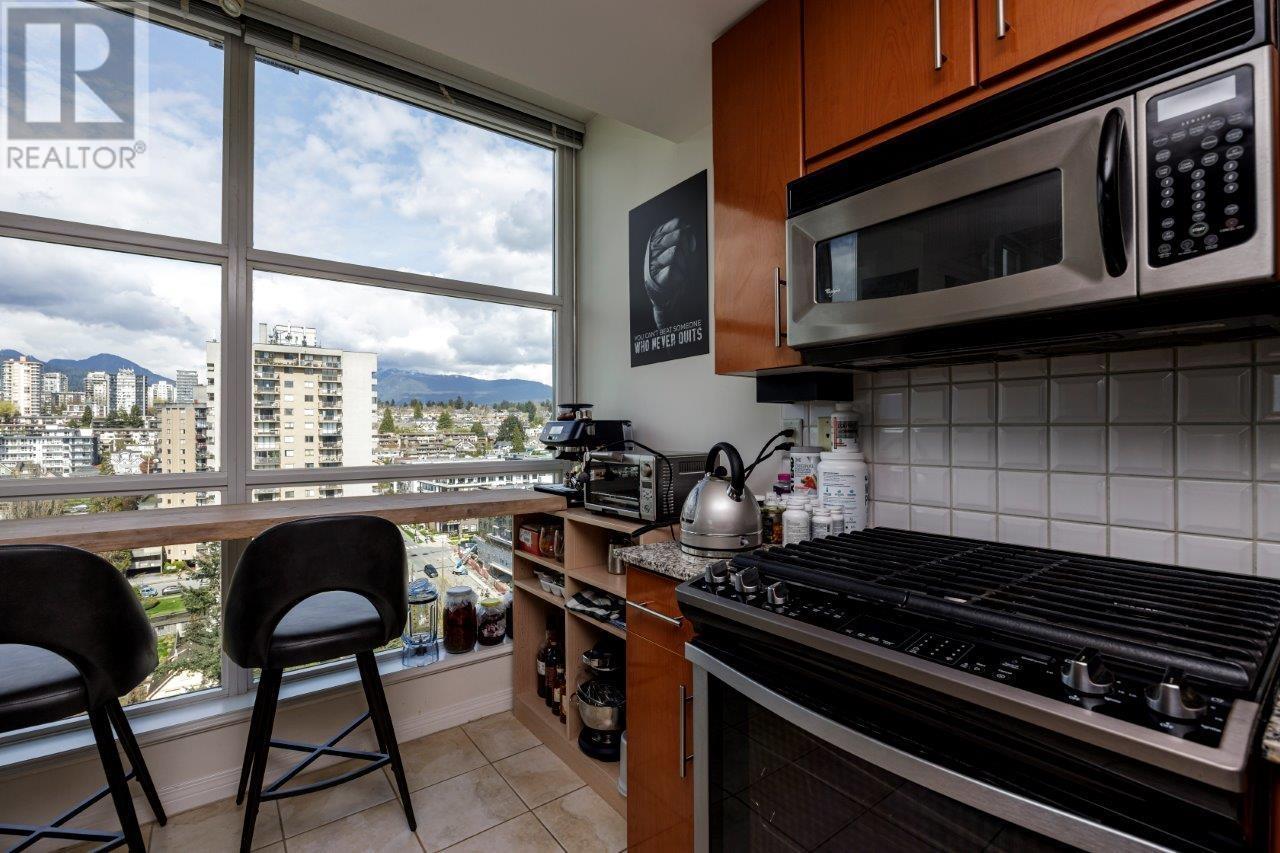 2107 188 E Esplanade Street, North Vancouver, British Columbia  V7L 4Y1 - Photo 6 - R2986760